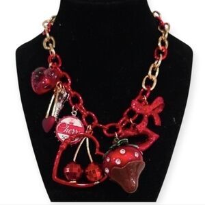 ❤️🔹️Betsey Johnson 🔹️Red/ Gold Cherry Coke Strawberry  Love Charm Necklace